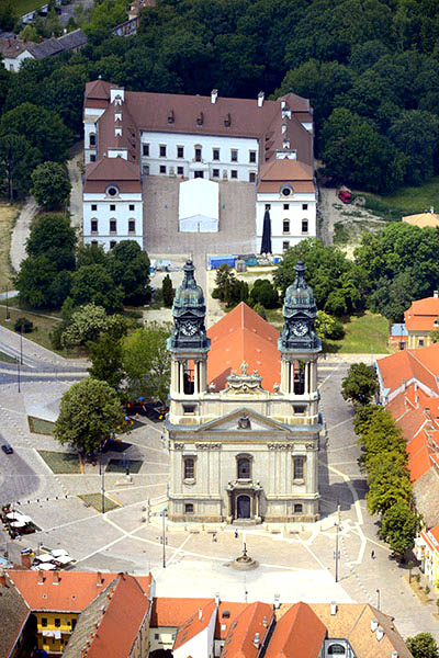pápa esterházy kastély légi fotó 1
